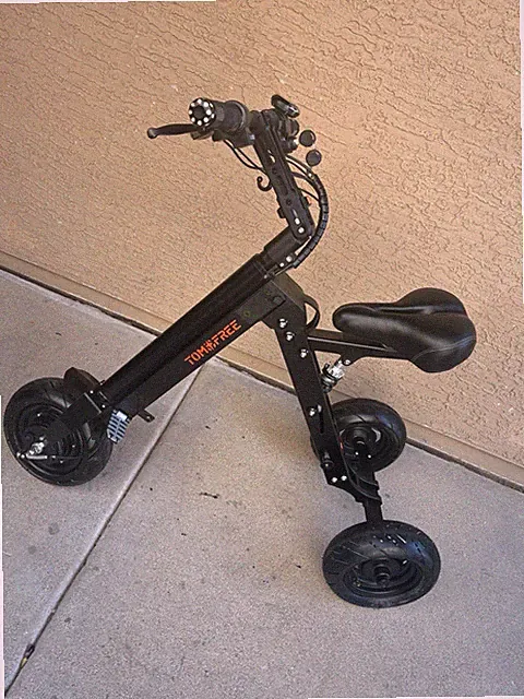 K7Pro 3 Wheel Foldable E-Scooter 36V 7.5AH Battery 250W Motor 15Mph 15.5Miles