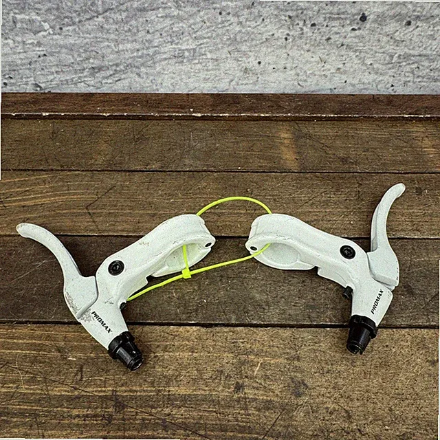 Promax BMX Brake Levers Pair White 3-Finger 22.2mm BMX Flat Bar Bike