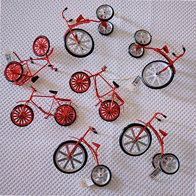 Vintage Crate & Barrel Mini Metal Bike Trike Christmas Tree Ornament Taiwan 3.5"