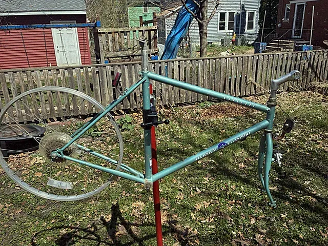 Vintage Raleigh Technium City Lite Aluminum 20.5 Mtn Frame Set W/rear Wheel